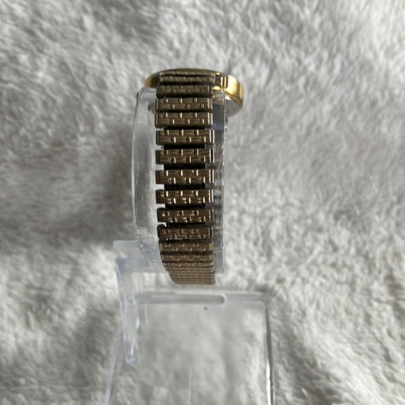 Fossil Carlie Watch - Picture 3 of 4